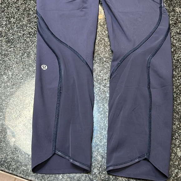 Lululemon high Rise High Definition leggings size 4.WJ110 - Picture 2 of 3